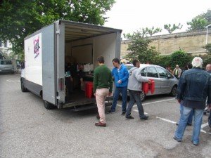 En arrivant aux Arceaux